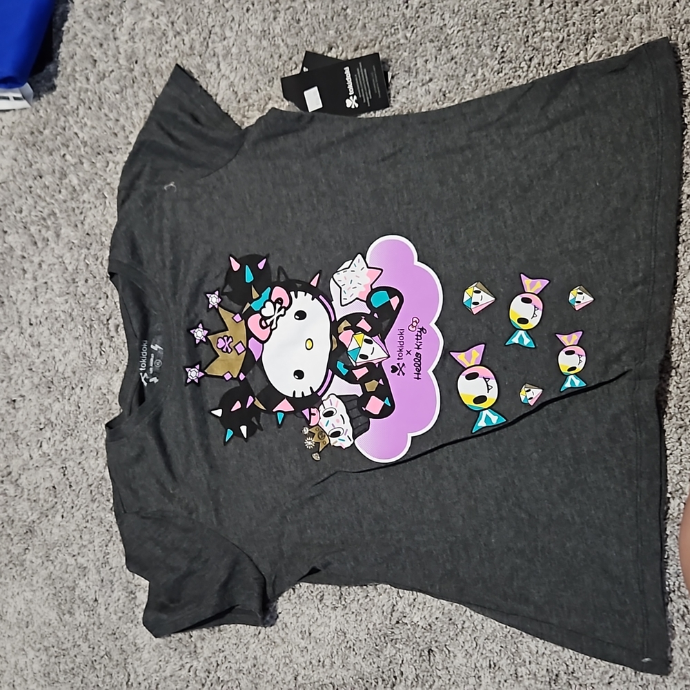 Tokidoki gray tee with Hello Kitty size xl